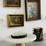 Mid-nest - Artitude Daire Bükreş